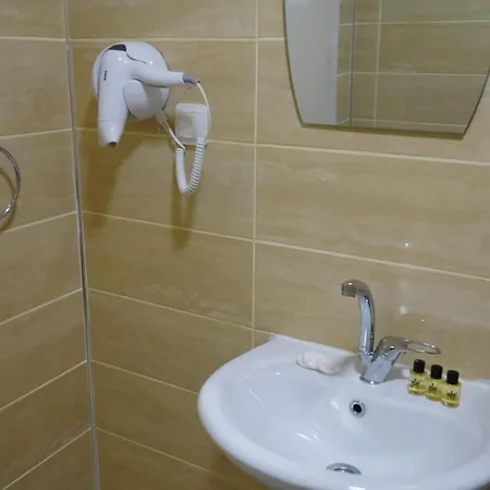 Doga Pansiyon-hotel فندق إيجيأبات